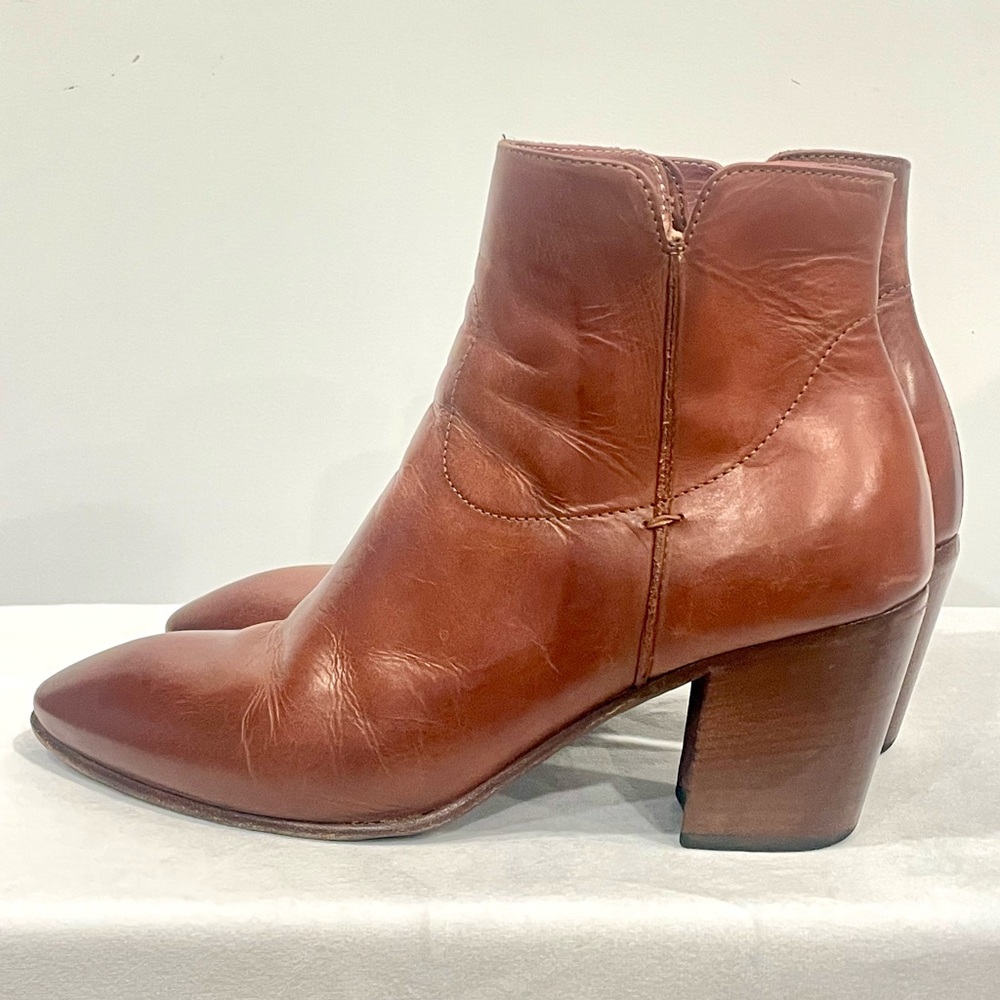 Diva Shoes Firenze Italian Cognac Leather Ankle Boots, zip, 40, EUC - Picture 3 of 16